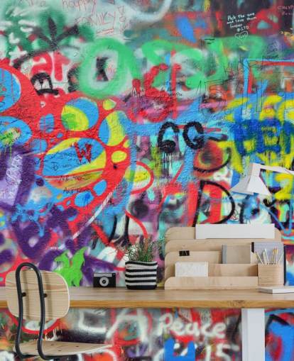 Buntes Street-Art-Wandbild mit dem Titel Wall Sprayed with Graffiti für Jugendzimmer