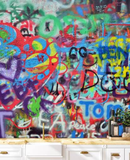 farverigt gadekunst tapetmaleri kaldet Wall Sprayer with Graffiti til teenagersoveværelser