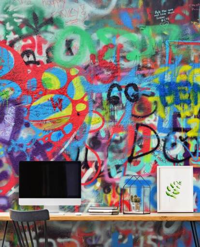 mural colorido de arte callejero llamado Wall Sspray with Graffiti para dormitorios de adolescentes