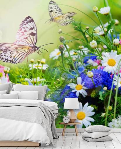 blå, grønne og hvite tilpassbare sommerfugler tapetmaleri kalt Sommerfugler og blomster for bedrifter, omsorgsboliger og korridorer