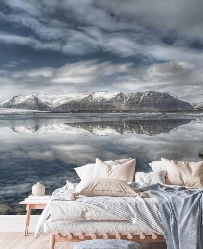 Frosty Lake in Iceland Wallpaper