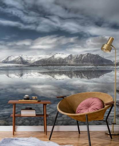 Fondo de pantalla de Frosty Lake en Islandia