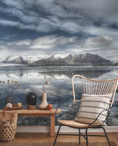 Frosty Lake in IJsland behang