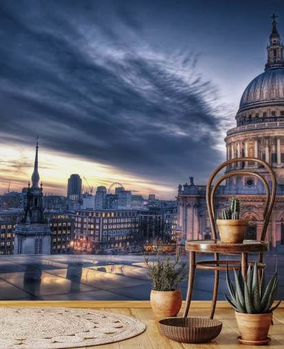 La nuit tombe sur la cathédrale Saint-Paul