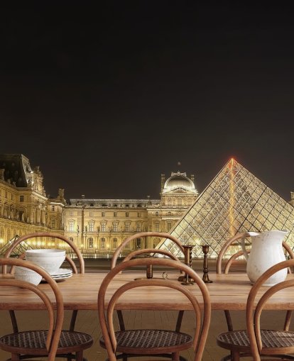 O Louvre à noite Mural
