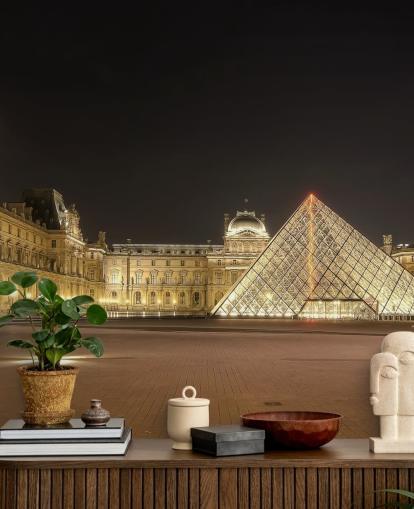 Louvre om natten vægmaleri Louvre om natten vægmaleri