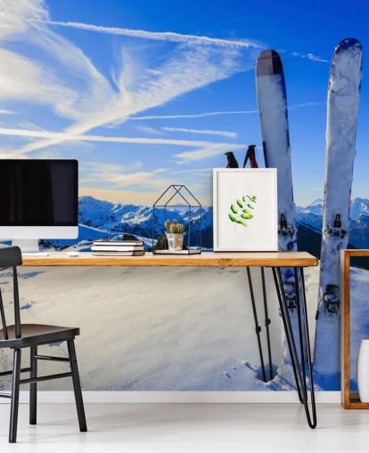 Papel de parede de céus e bastões de esqui na neve