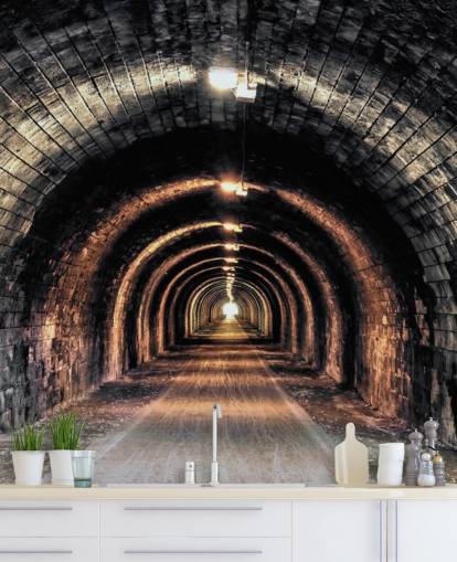 dunkles individuelles Tunneltapeten-Wandbild mit dem Titel Licht am Ende des Tunnels 