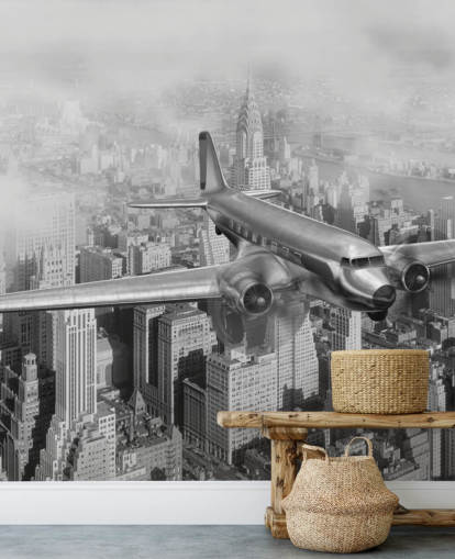 schwarz-weiße, individuell gestaltbare Flugzeugtapete im Vintage-Stil namens DC-3 Over NYC für Wohnzimmer, Büro und Gästezimmer