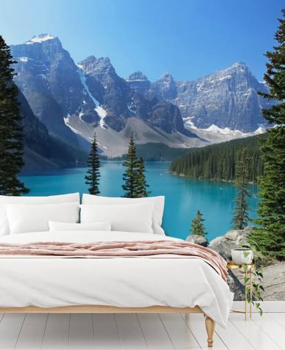 sininen järvi- ja vuoren taustakuvamaalaus nimeltä Moraine Lake Kanadan Kalliovuorilla kotitoimistoihin ja olohuoneisiin sininen järvi- ja vuoren taustakuvamaalaus nimeltä Moraine Lake Kanadan Kalliovuorilla kotitoimistoihin ja olohuoneisiin