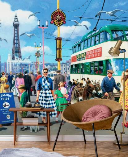 colorido mural de papel pintado de la época pasada llamado Happy Days Blackpool de Kevin Walsh para residencias de ancianos colorido mural de papel pintado de la época pasada llamado Happy Days Blackpool de Kevin Walsh para residencias de ancianos