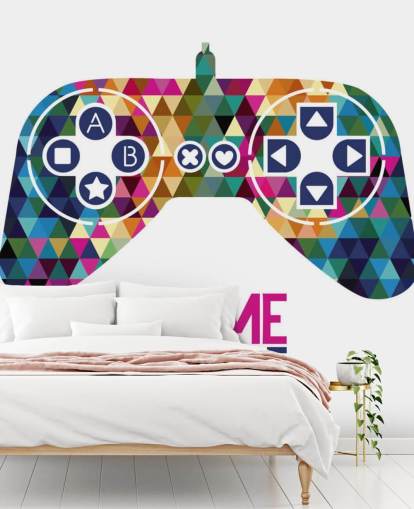 Decorazione murale con controller di gioco con motivo triangolare colorato