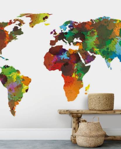 Colorido mural con un mapa del mundo Colorido mural con un mapa del mundo