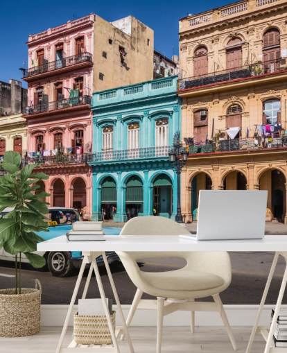 Fondo de pantalla de coche viejo turquesa en la calle Habana Vieja