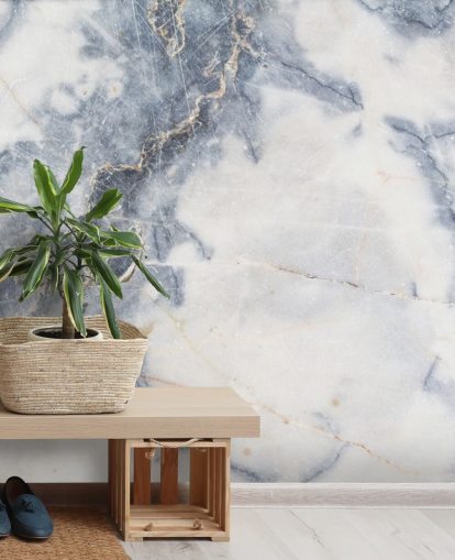 mural de papel de parede de mármore personalizável branco e azul chamado White Marble para cozinhas e banheiros