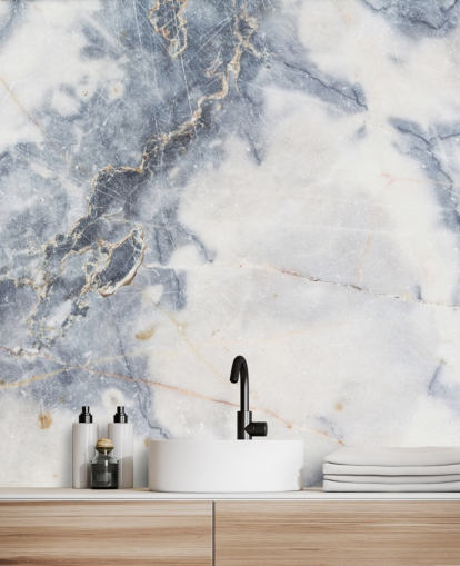 carta da parati murale in marmo bianco e blu personalizzabile chiamata White Marble per cucine e bagni