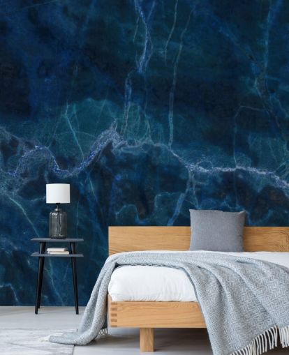 papier peint en marbre personnalisable bleu marine appelé Dark Blue Marble pour les chambres, les salles de bain et les cuisines