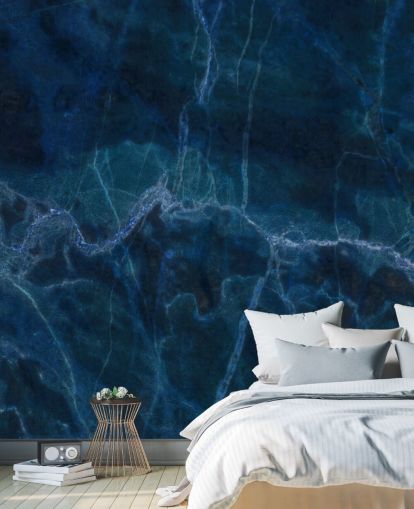 papier peint en marbre personnalisable bleu marine appelé Dark Blue Marble pour les chambres, les salles de bain et les cuisines