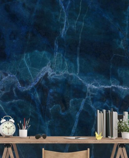 carta da parati murale personalizzabile in marmo blu marino chiamata Dark Blue Marble per camere da letto, bagni e cucine