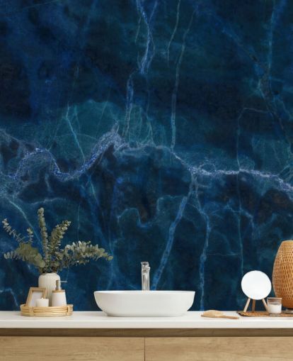 marineblauwe aanpasbare marmeren behangmuurschildering genaamd Dark Blue Marble voor slaapkamers, badkamers en keukens