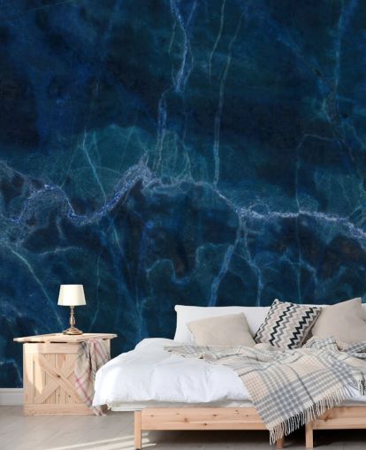 mural de papel pintado de mármol personalizable azul marino llamado Dark Blue Marble para dormitorios, baños y cocinas