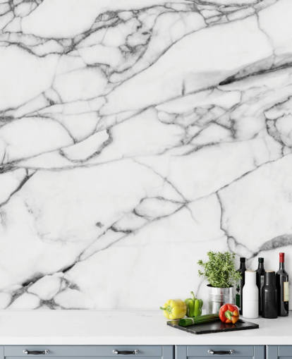 Decorazione murale in marmo bianco con linee nere