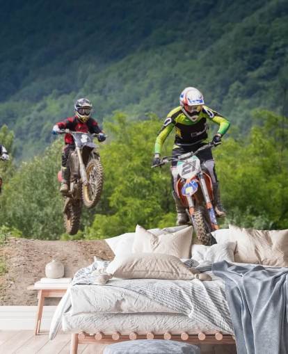 Motocross Racers menee yli kukkulan taustakuva Motocross Racers menee yli kukkulan taustakuva