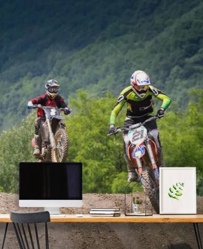 Motocross syklistene går over en bakke Bakgrunn