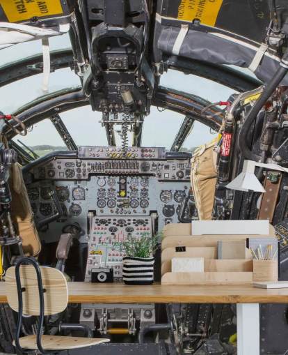 Decorazione murale con cabina di pilotaggio bombardieri