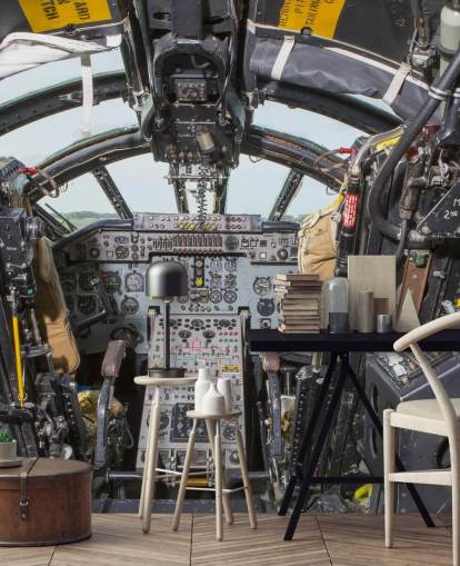 Decorazione murale con cabina di pilotaggio bombardieri