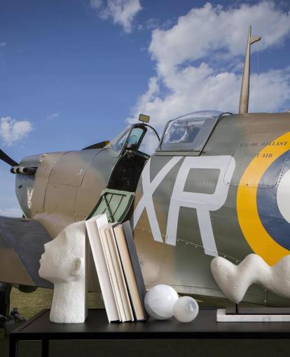 Papier peint Parked Plane