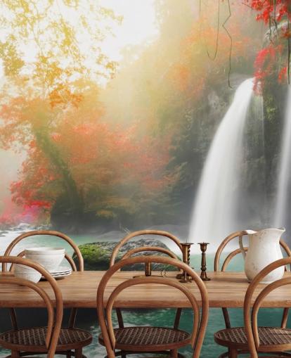 rote Laubbäume und nebliger Wasserfall Tapete rote Laubbäume und nebliger Wasserfall Tapete