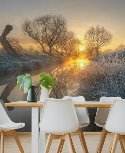 Decorazione murale con fiume ghiacciato al tramonto