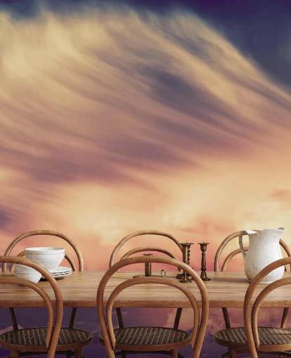 Vaaleanpunainen ja violetti pilvinen taivas taustakuva