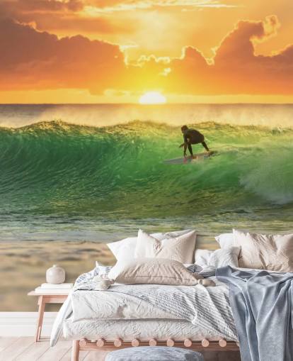 Fondo de pantalla de Surfer on Wave in the Evening