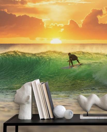 Fondo de pantalla de Surfer on Wave in the Evening Fondo de pantalla de Surfer on Wave in the Evening