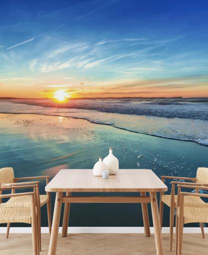 Sonnenuntergang am blauen Strand Wallpaper