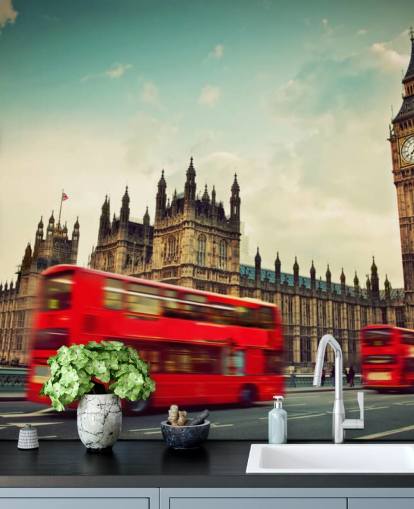 Red Bus in London Wallpaper