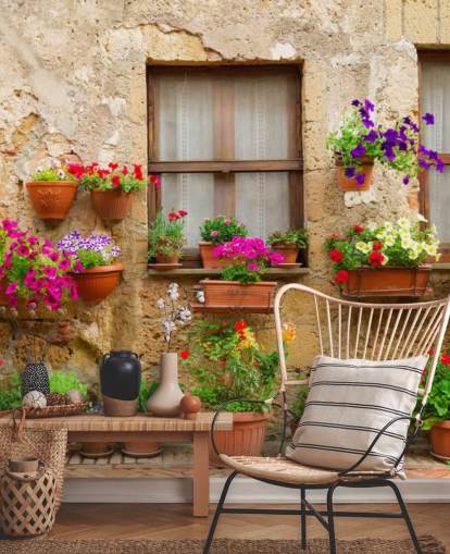 Steinfassade und Blumen, Italien Italy Wallpaper Steinfassade und Blumen, Italien Italy Wallpaper