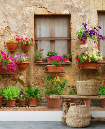 Stenen gevel en bloemen, Italië Italy Wallpaper 