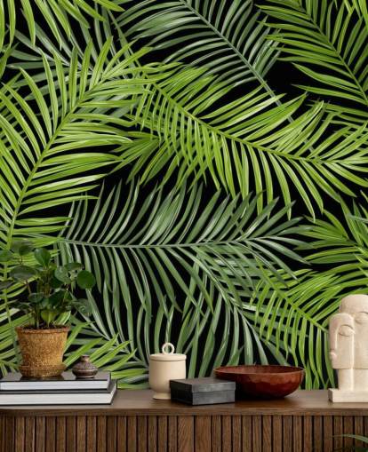 svart og grønt palmeblad tapet veggmaleri kalt Tropical Palm Leaves Pattern for stuer, soverom og spiserom