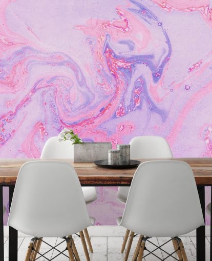 Roze en paars marmeren behang