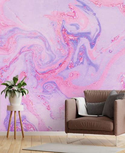 Roze en paars marmeren behang