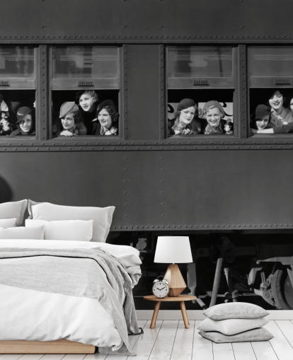 papier peint mural noir et blanc de l'époque révolue appelé Right Track pour une maison de soins résidentiels