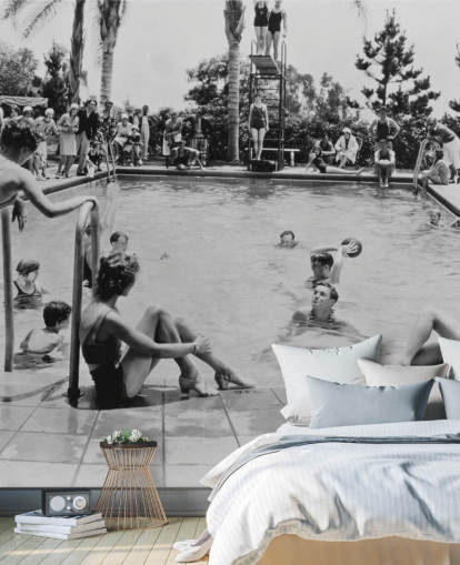 papier peint mural vintage en noir et blanc appelé Pool Party pour les maisons de retraite papier peint mural vintage en noir et blanc appelé Pool Party pour les maisons de retraite