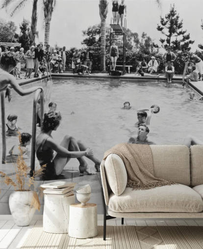 mural de papel pintado vintage en blanco y negro llamado Pool Party para residencias de ancianos