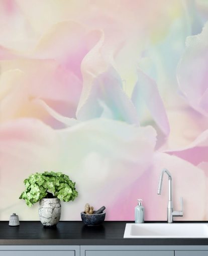 Zoom em flor em rosa pastel e mural de parede azul Zoom em flor em rosa pastel e mural de parede azul