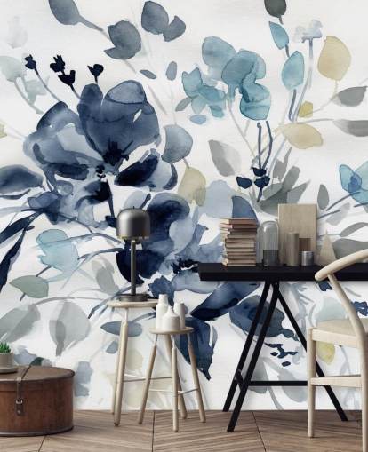 marineblauwe aanpasbare botanische behangmuurschildering genaamd Indigo Garden 2 van Carol Robinson voor slaapkamers en lounges