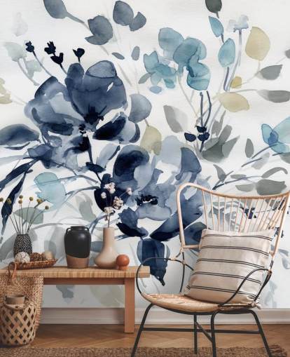 carta da parati murale botanica personalizzabile blu marino chiamata Indigo Garden 2 di Carol Robinson per camere da letto e salotti