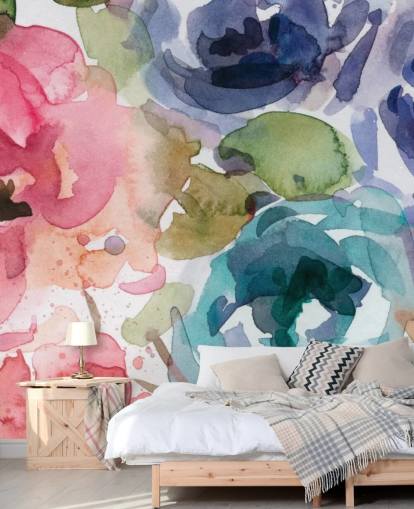 Personalisierbare Blumentapete in Rosa und Blau namens Macro Garden 2 von Carol Robinson für Wohn- und Schlafzimmer